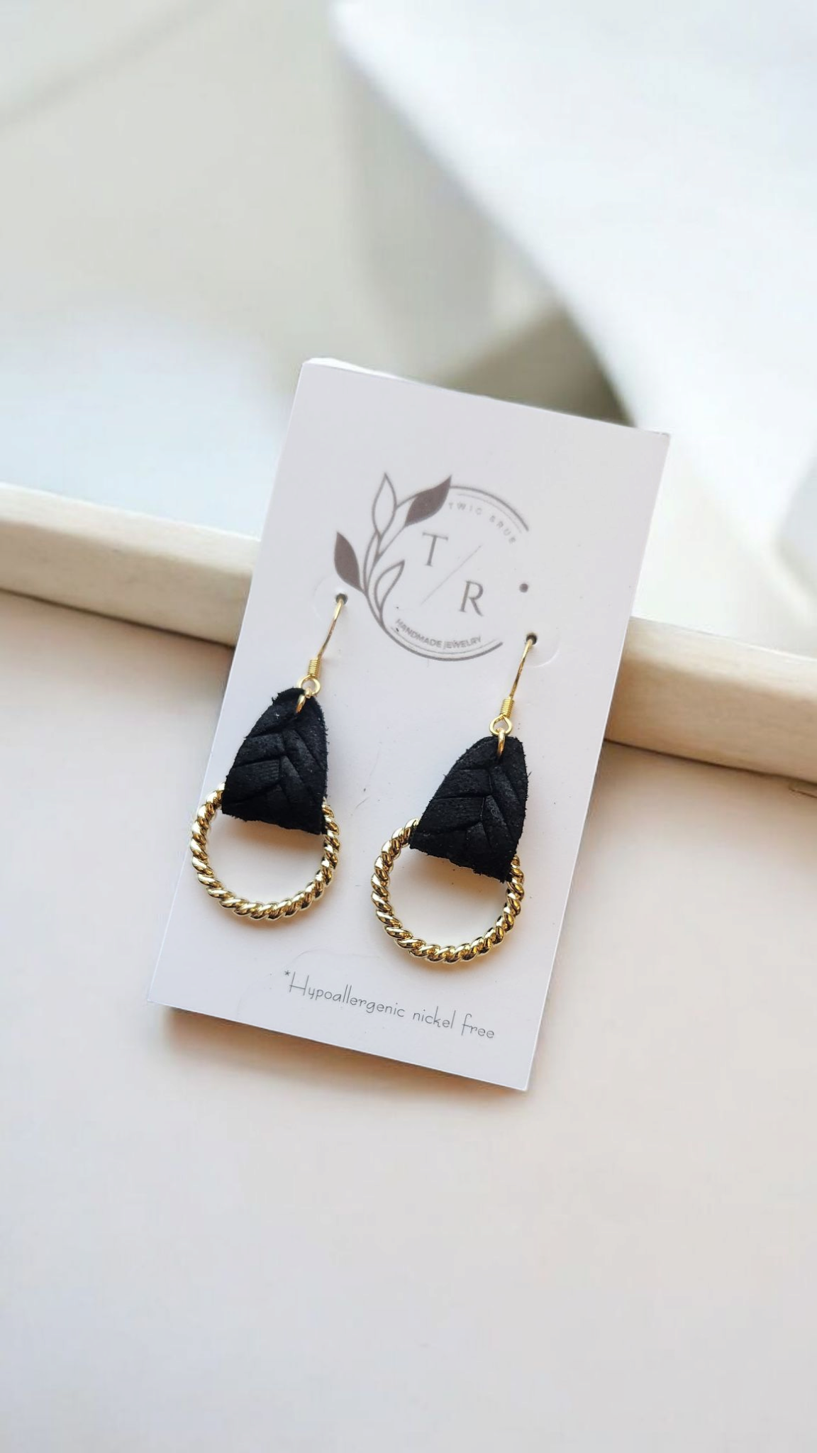 Nora| Genuine leather loops